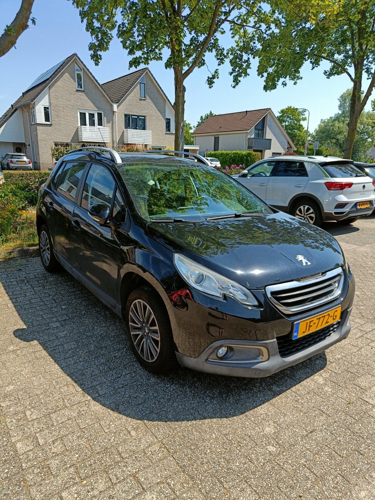 2016 Peugeot 2008 Automaat 1.2 Blue Lion, Auto's, 450 kg, 40 €/maand, 1199 cc, 770 kg