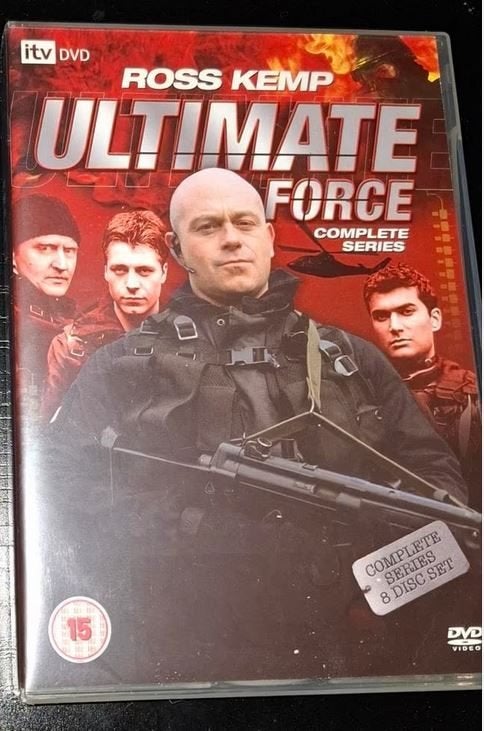 DVD SAS Red Troop Ultimate Force ALLE SEIZOENEN + meer, Alle leeftijden, Verzenden, Nieuw in verpakking