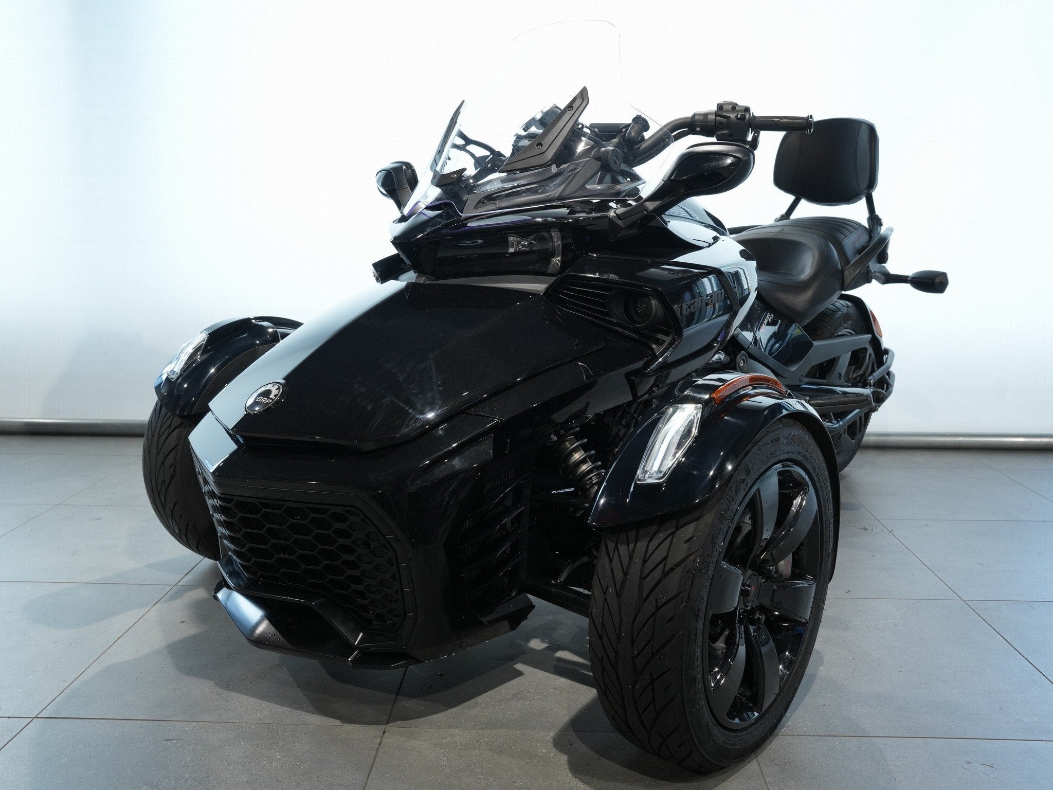 CAN-AM SPYDER F3 (bj 2021), Motoren, BRP Benelux, Infobrpbenelux@brp.com, Meer dan 35 kW, Oktrooiplein 1/ bus 402
9000  Gent, BE