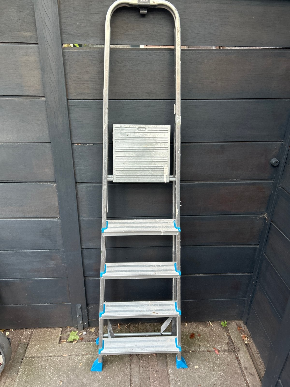 Gamma Aluminium Huishoudtrap - 5 treden, Doe-het-zelf en Verbouw, Ladders en Trappen, Ophalen, Gebruikt, Trap, Minder dan 2 meter