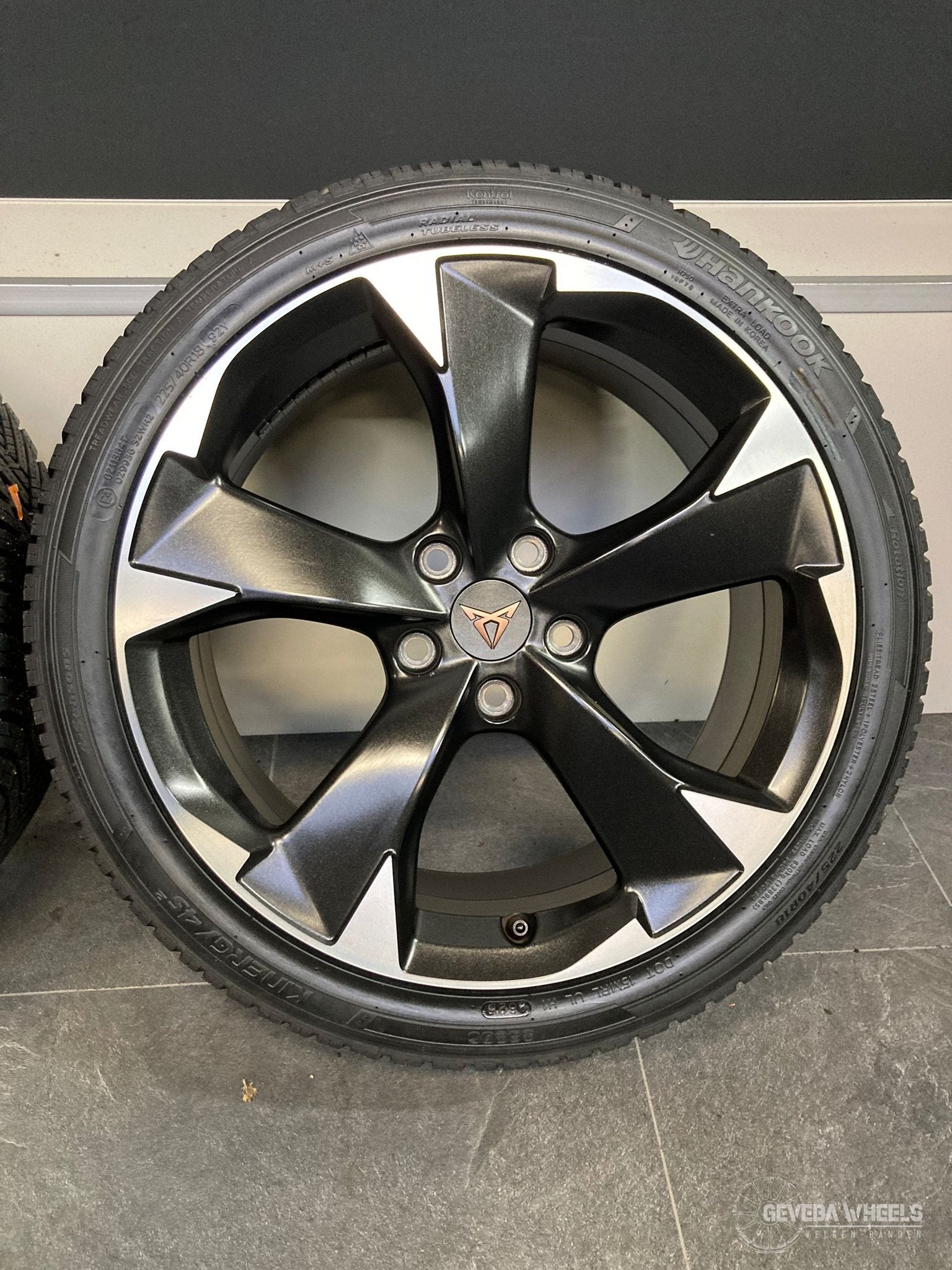 18” originele Cupra Leon velgen + nieuwe allseason banden, 18 inch, Gebruikt, -, -