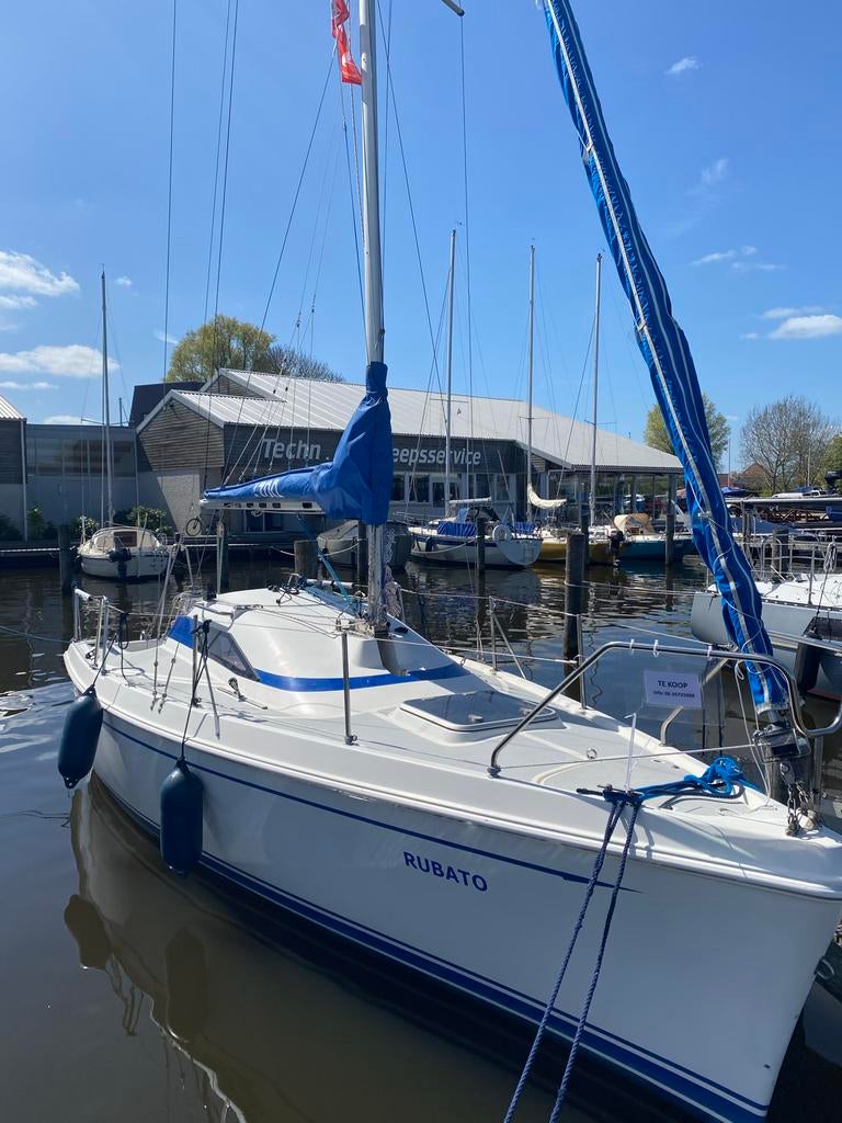 New Classic 700 - Perfecte staat, compleet zeiljacht, Watersport en Boten, Kajuitzeilboten en Zeiljachten, Ophalen, Zo goed als nieuw