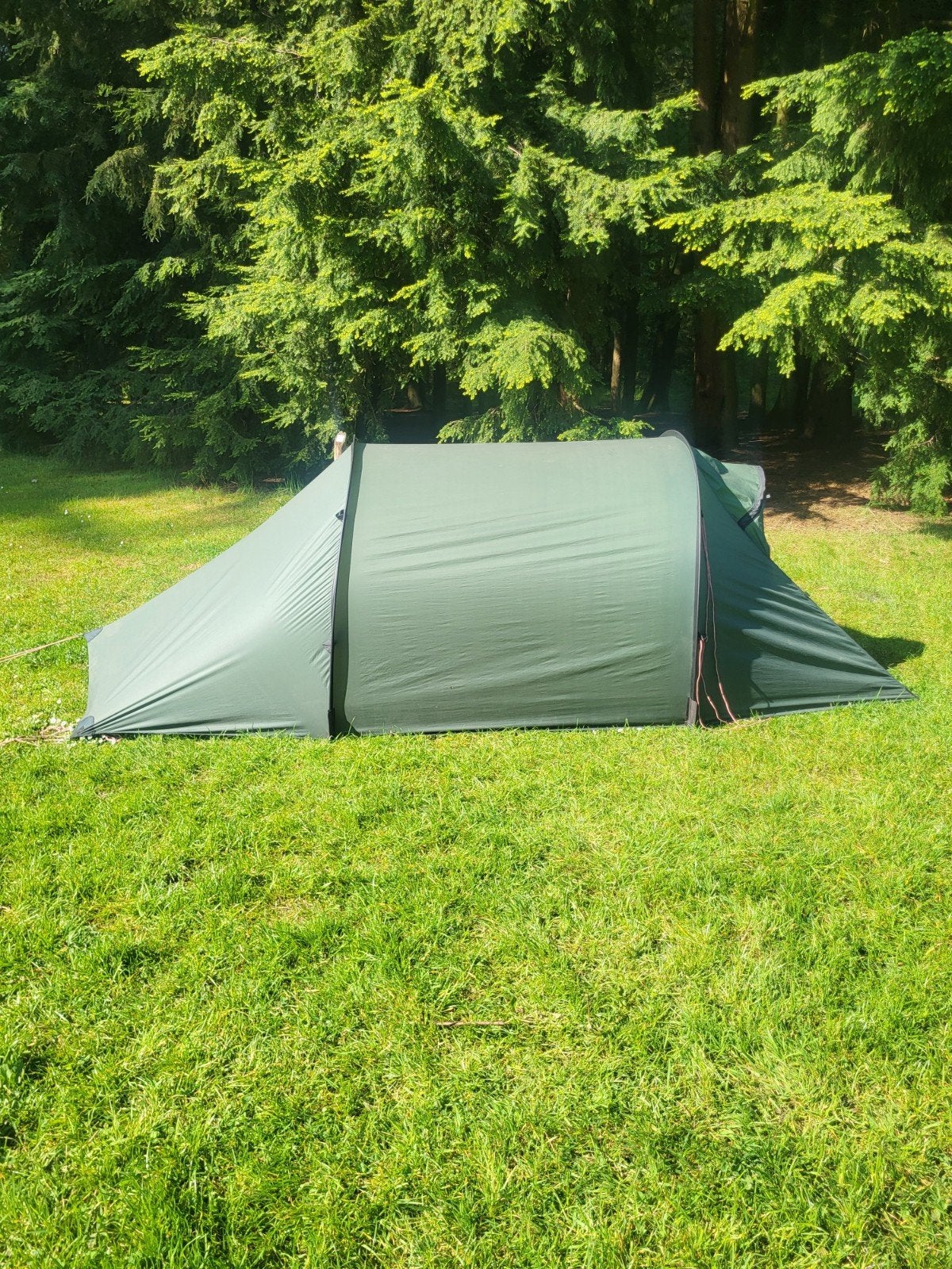 Hilleberg Nallo 2 (oud model) - Goed onderhouden, Caravans en Kamperen, Tenten, Ophalen of Verzenden