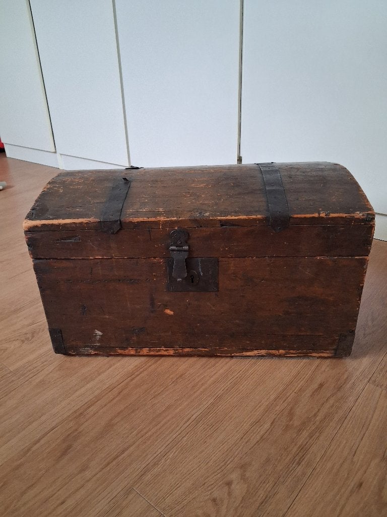 Brocante kist, Ophalen