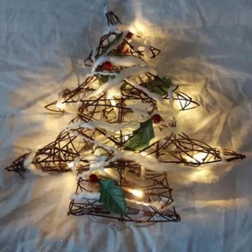 Kerstboom van ijzer h, Diversen, Kerst, Onbekend, Ophalen of Verzenden, Zo goed als nieuw, Losse verkoop