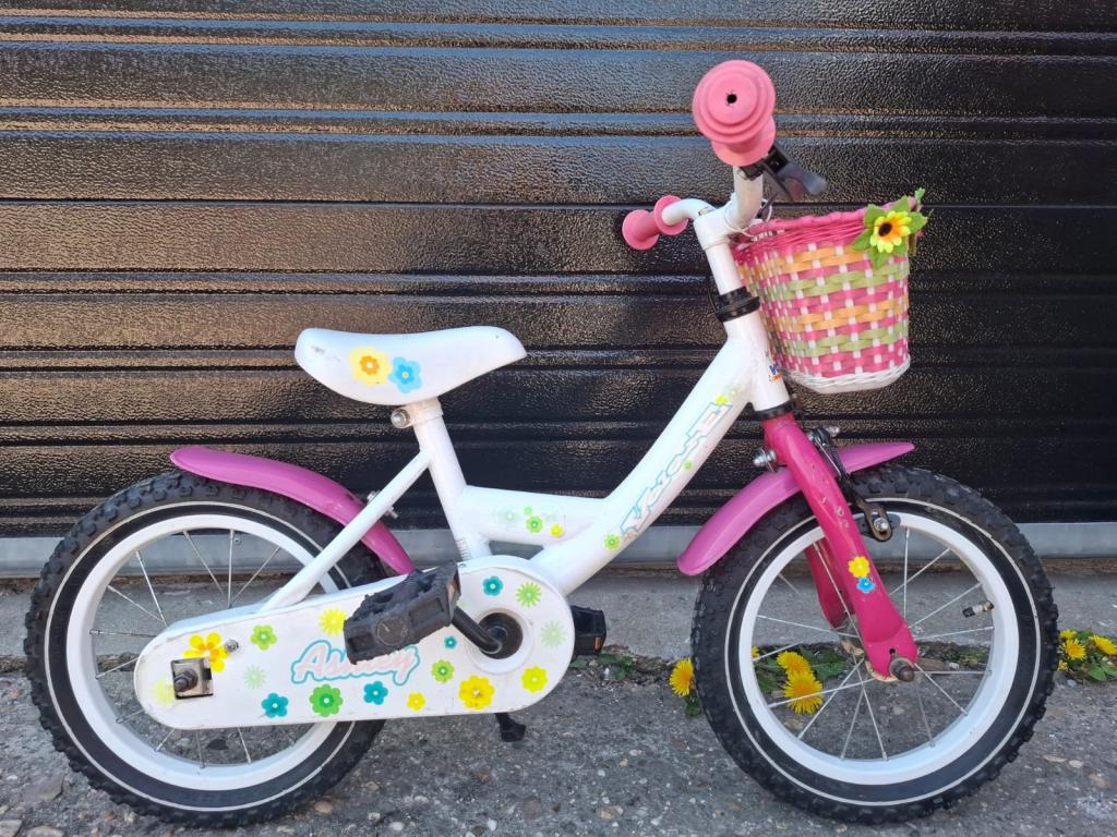 14 inch volare meisjesfiets, Fietsen en Brommers, Fietsen | Kinderfietsjes, Niet ingevuld, Terugtraprem, Niet ingevuld, Volare