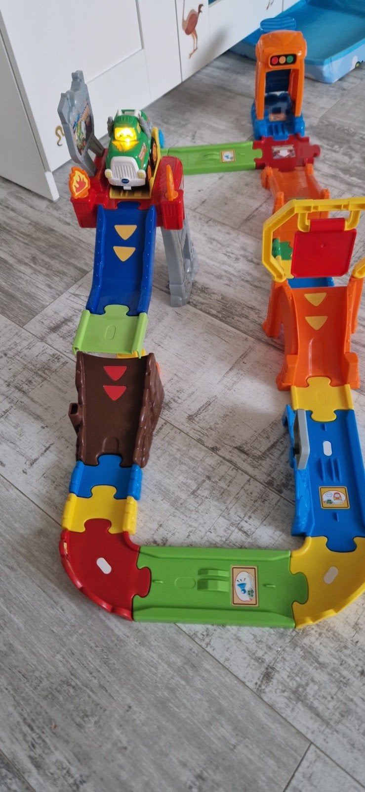 Toet Toet Stuntshowbaan, Ophalen, Zo goed als nieuw