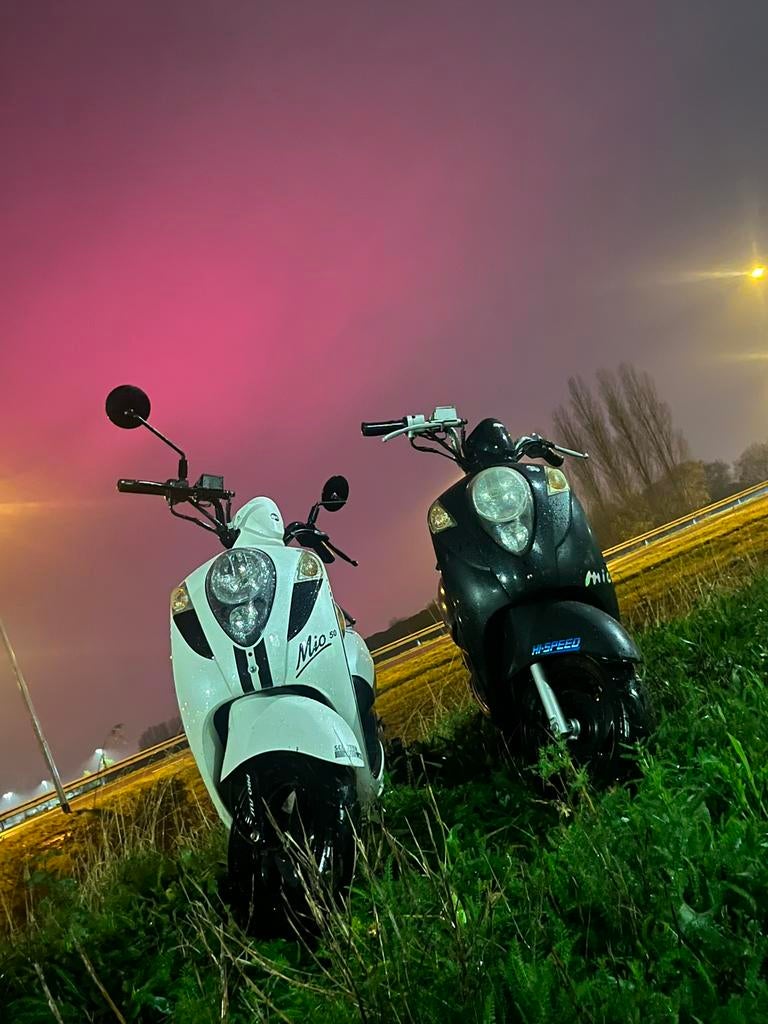 Mio onderdelen (niet de scooters in de foto), Fietsen en Brommers, Scooters | SYM, Ophalen of Verzenden, Zo goed als nieuw, Benzine