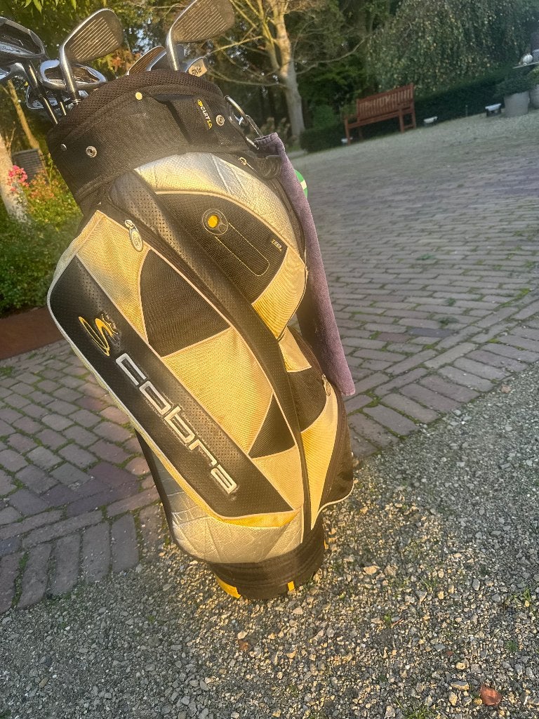 Foto 2 van Complete KING COBRA GOLFSET INCL TAS