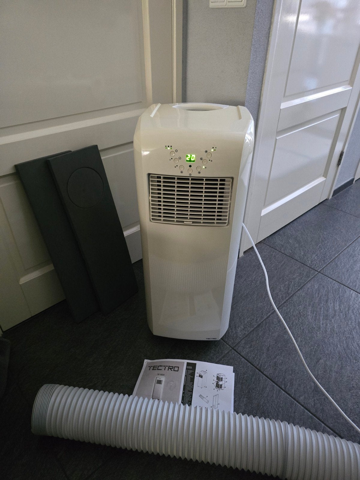 Mobiele airco Tectro TP 1020 - 7.000BTU, Ophalen, Gebruikt, Minder dan 60 m³, Energieklasse A of zuiniger