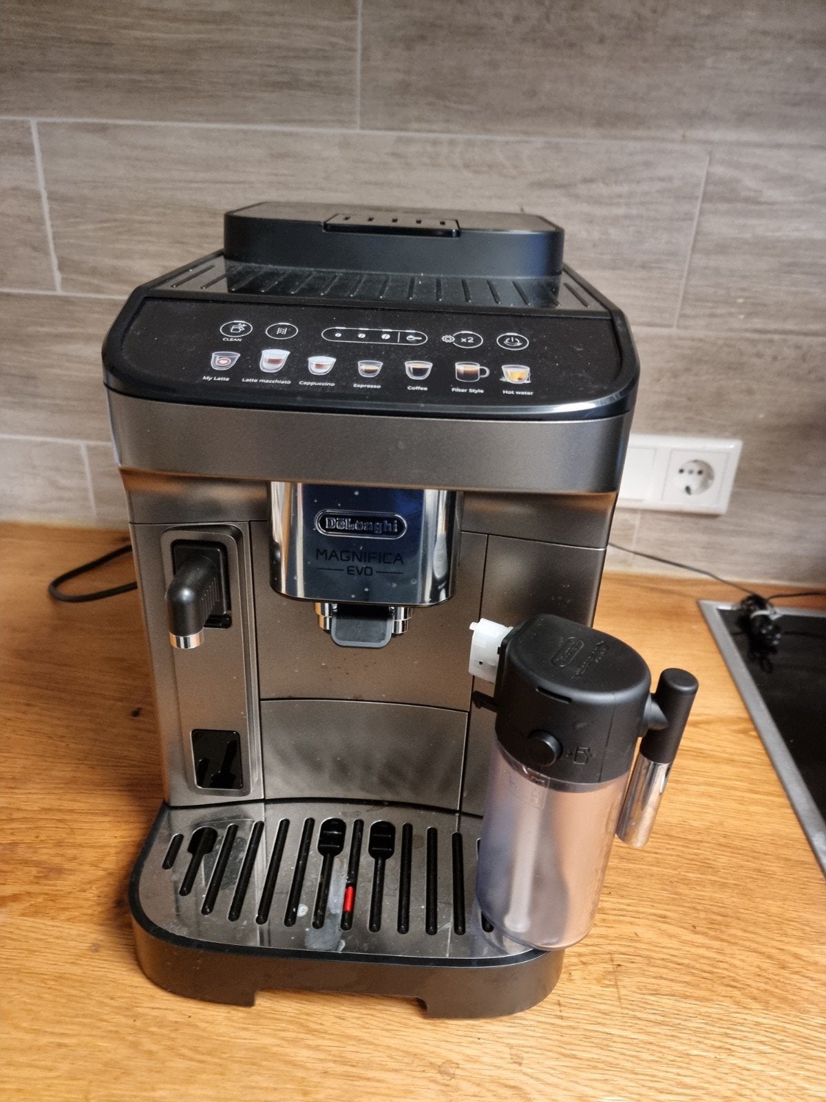 De longhi ecam290.81TB, Witgoed en Apparatuur, Koffiezetapparaten, Ophalen of Verzenden, Zo goed als nieuw, Koffiemachine, Koffiebonen