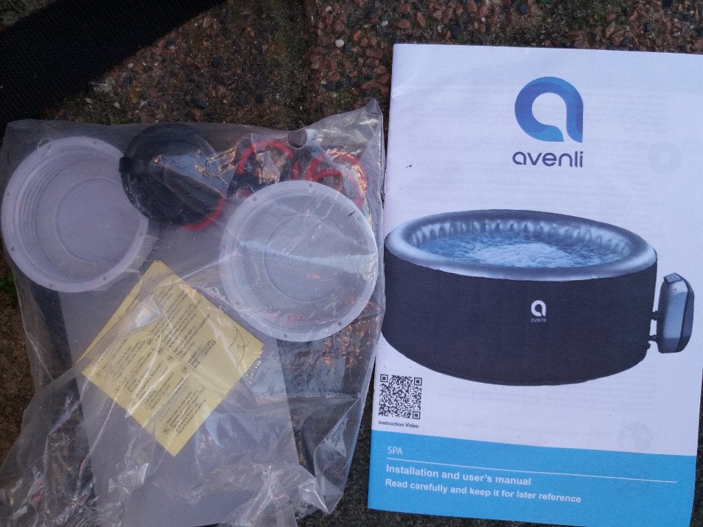 Jacuzzi Avenli bijna nog nieuw, Ophalen, Zo goed als nieuw, Afdekzeil, Opblaasbaar