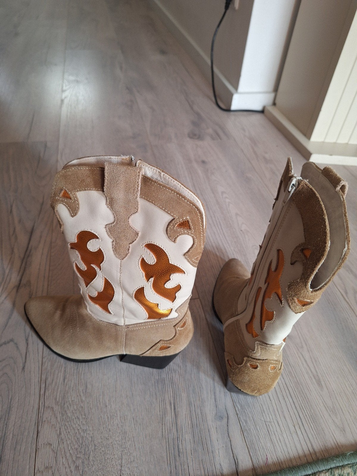Nieuwe leren Omoda cowboylaarzen maat 38, Beige, Omoda, Lage of Enkellaarzen, Nieuw