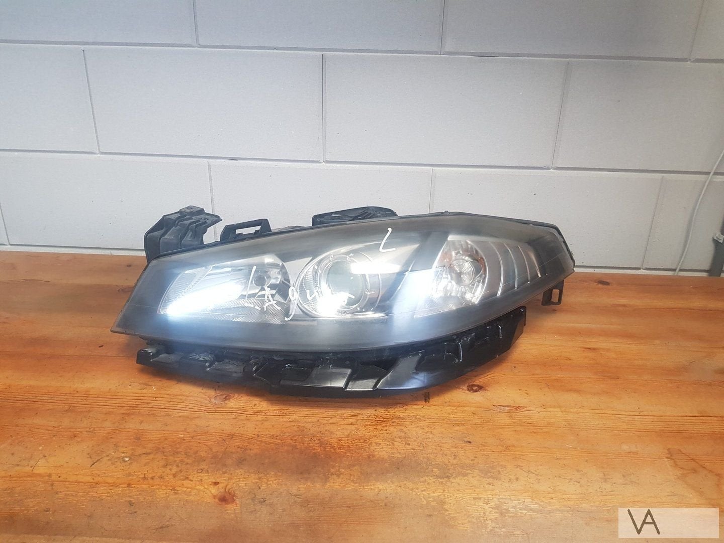 Renault Laguna 2005 - 2008 koplamp links XENON 8200354740, Gebruikt, -, Renault, -