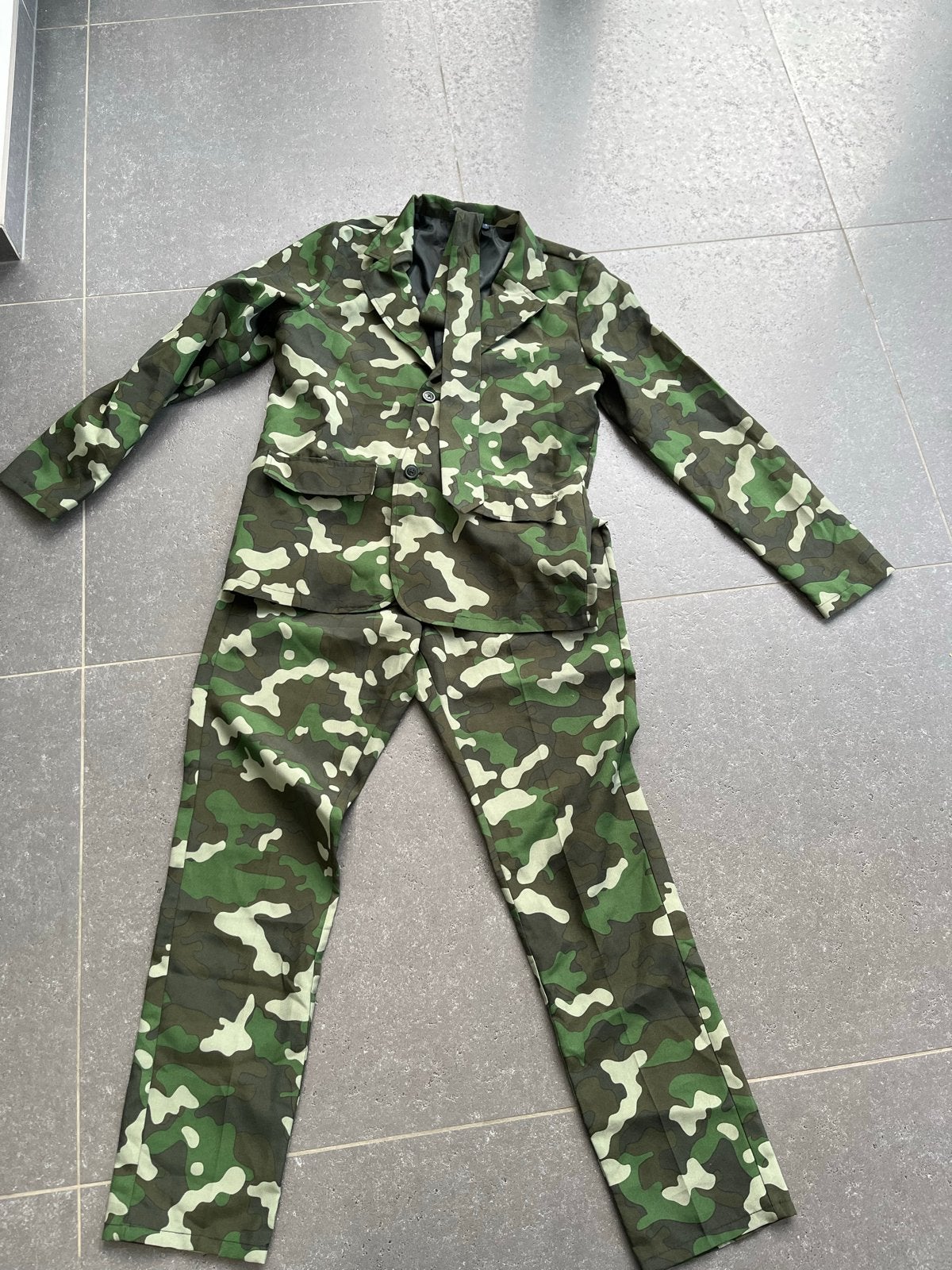 Carnavalskostuum Camouflage Pak - Maat M, Carnaval, Maat 48/50 (M), Ophalen of Verzenden, Kleding