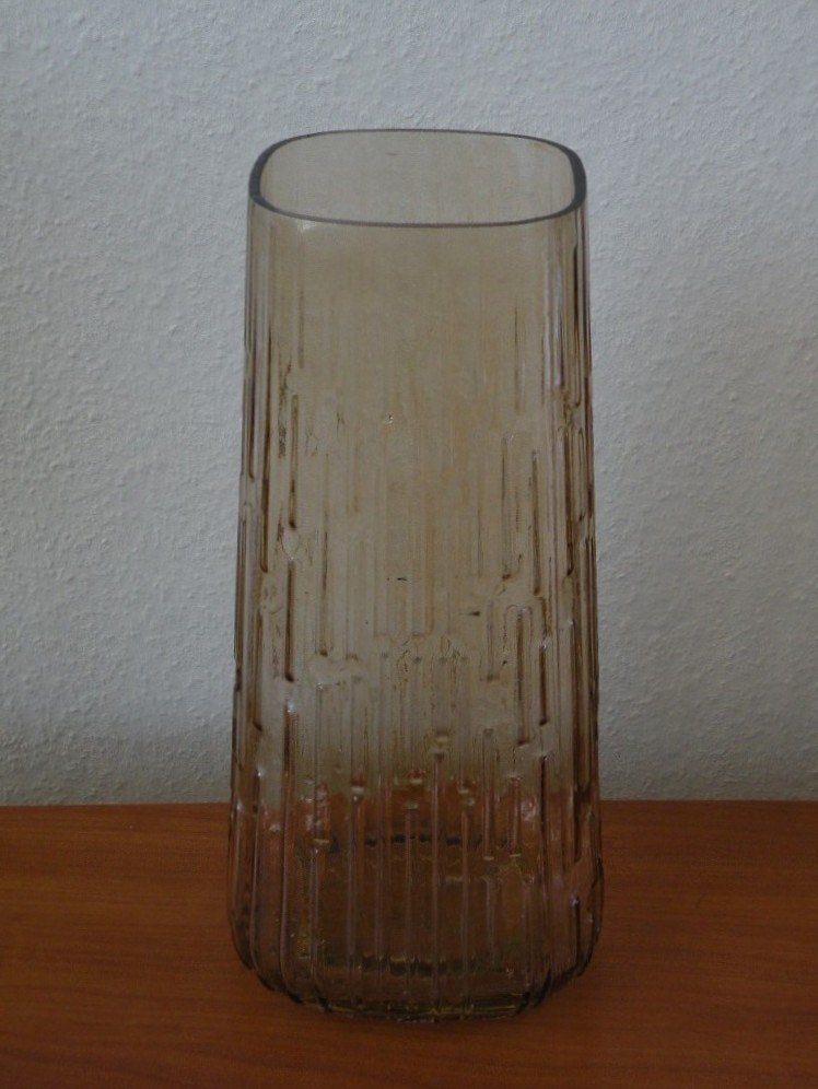 Vaas, glas. Hoogte 28 cm., Ophalen of Verzenden, Zo goed als nieuw, Glas, 28 cm