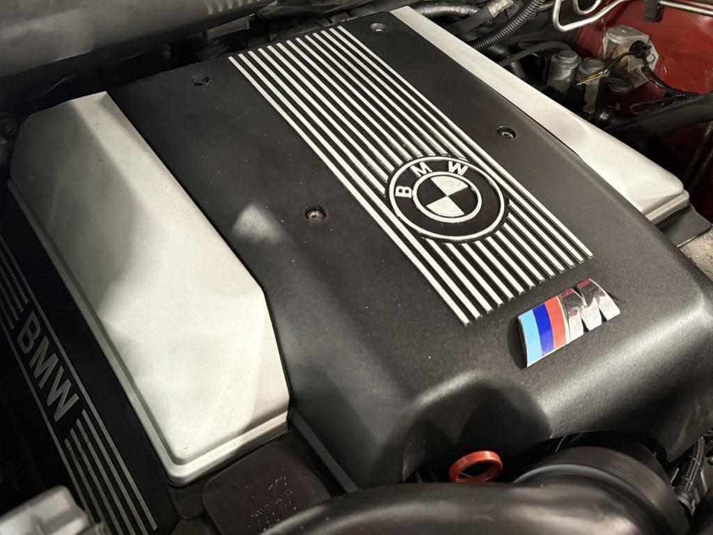 BMW X5 4.6IS V8 / Imola Rot II / Alpina 4,6L / 347 PK ///M S, Auto's, Automaat, Gebruikt, 138 €/maand, Origineel Nederlands