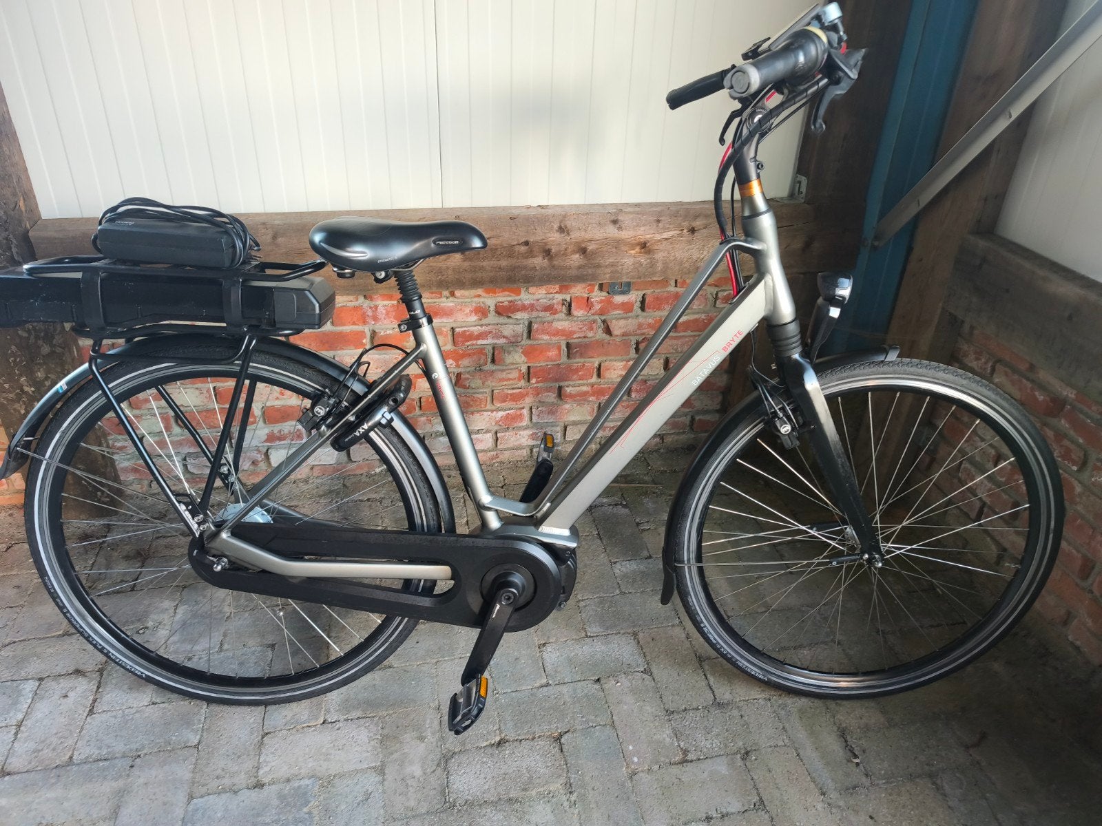 Batavus Bryte ebike 28 inch, Fietsen en Brommers, 51 tot 55 cm, Ophalen, Zo goed als nieuw, Batavus