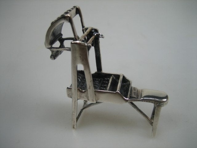 Zilveren Miniatuur als broodkadet vormmachine ca. 1985, Antiek en Kunst, Verzenden, Zilver