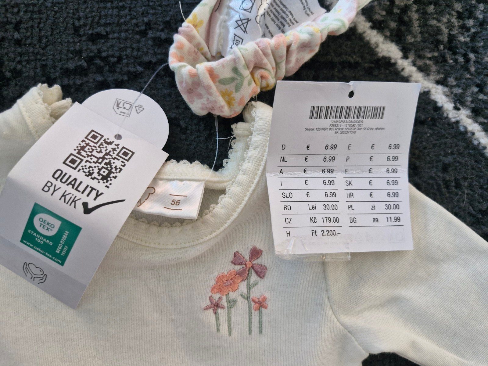 Fleurige crèmekleurig jurkje met romper maat 56, Kinderen en Baby's, Babykleding | Maat 62, Meisje, Jurkje of Rokje, Onbekend