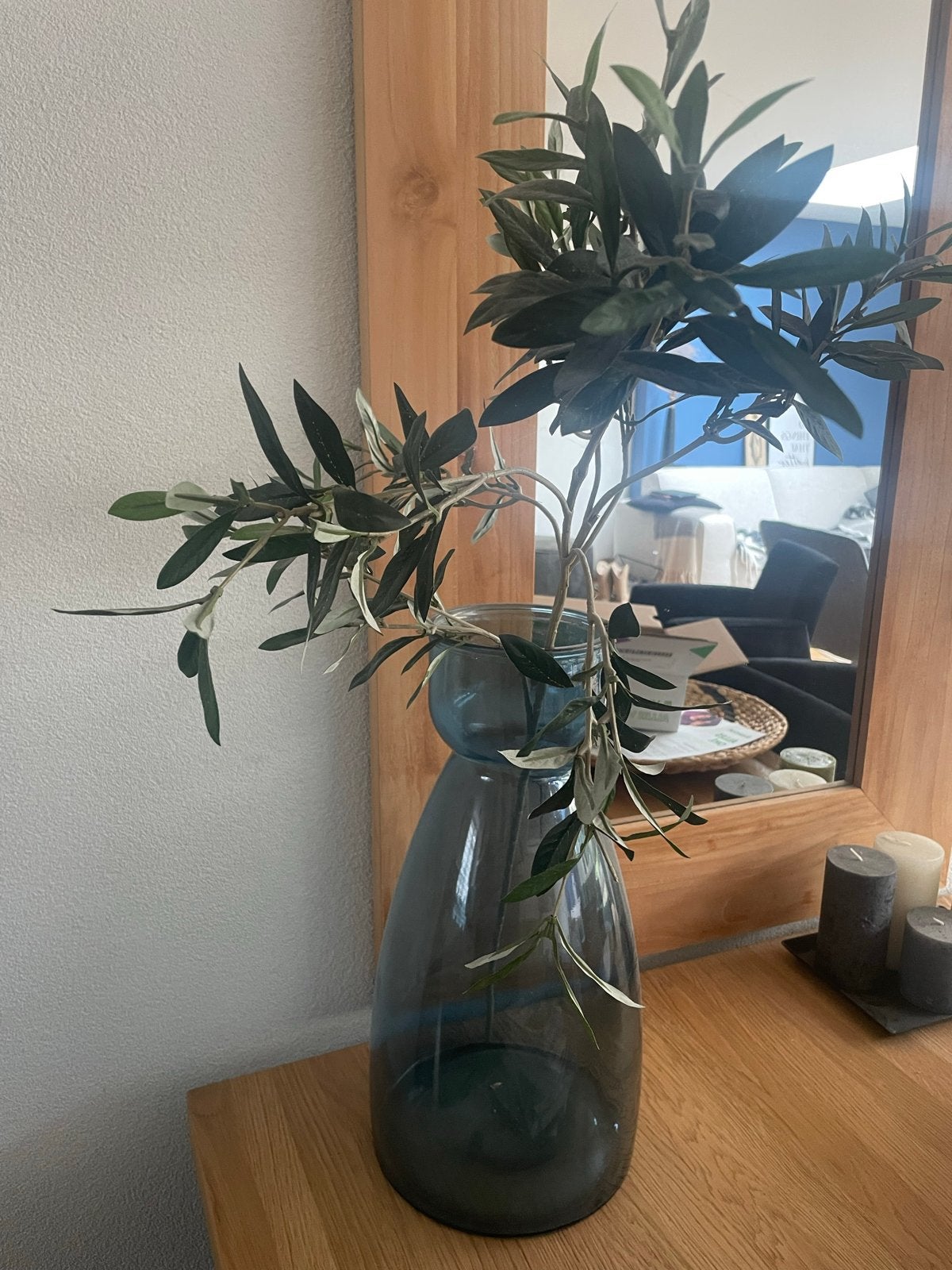 Mooie blauwe glazen vaas Intratuin, Gebruikt, Ophalen of Verzenden, Glas, Met patroon/structuur