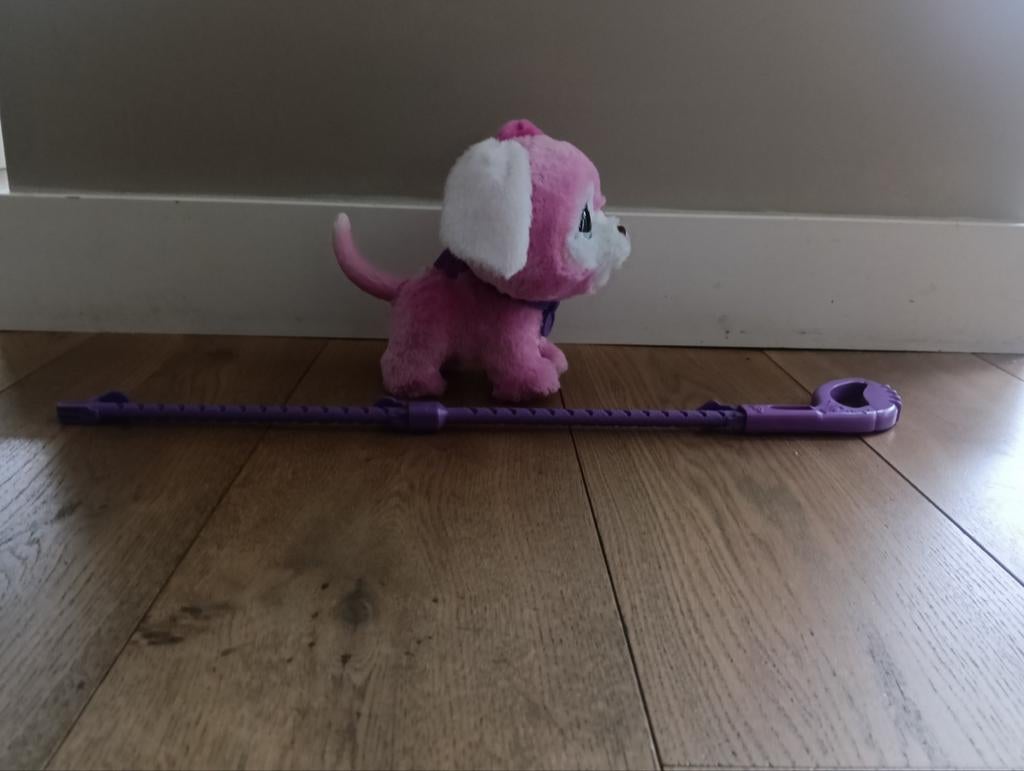Roze knuffelhondje met looplijn, Kinderen en Baby's, Ophalen, Gebruikt, Meisje