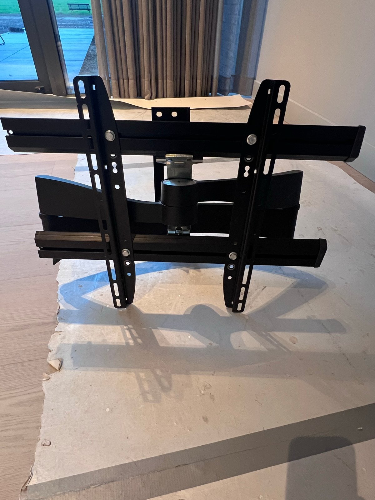 Vogel's TV beugel Wall 2250 voor tv's t/m 65 inch, Ophalen, Zo goed als nieuw