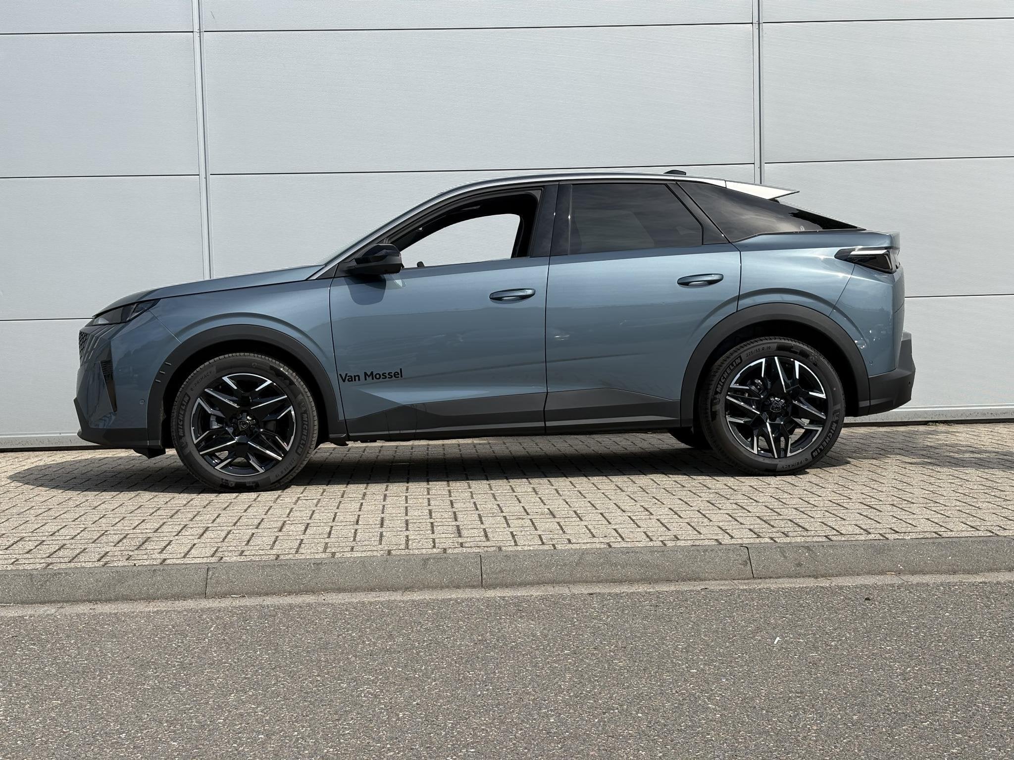 Peugeot 3008 1.2 Hybrid 145 Allure | Stoelverwarming | Camer, Auto's, Euro 6, 1199 cc, Blauw, Leder en Stof