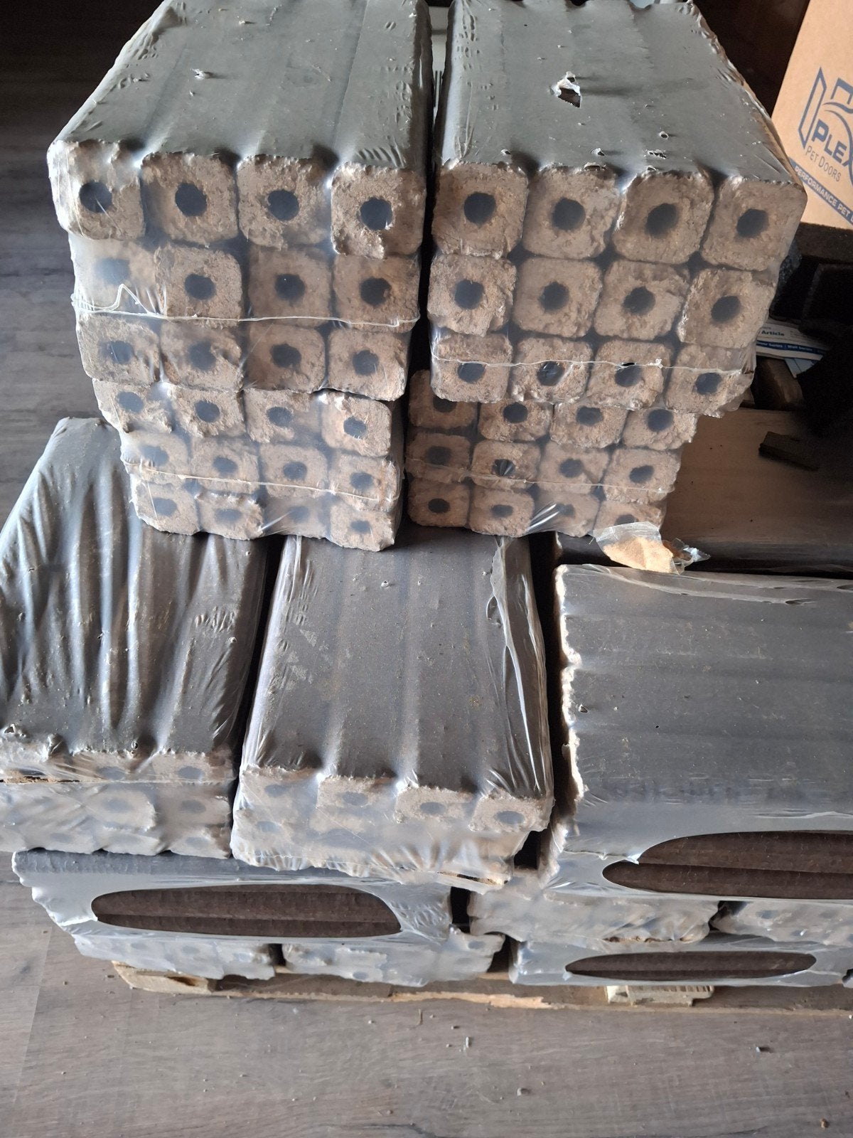 Houtbriketten voor kachel of open haard, Tuin en Terras, 3 tot 6 m³, Ophalen, Overige houtsoorten, Blokken