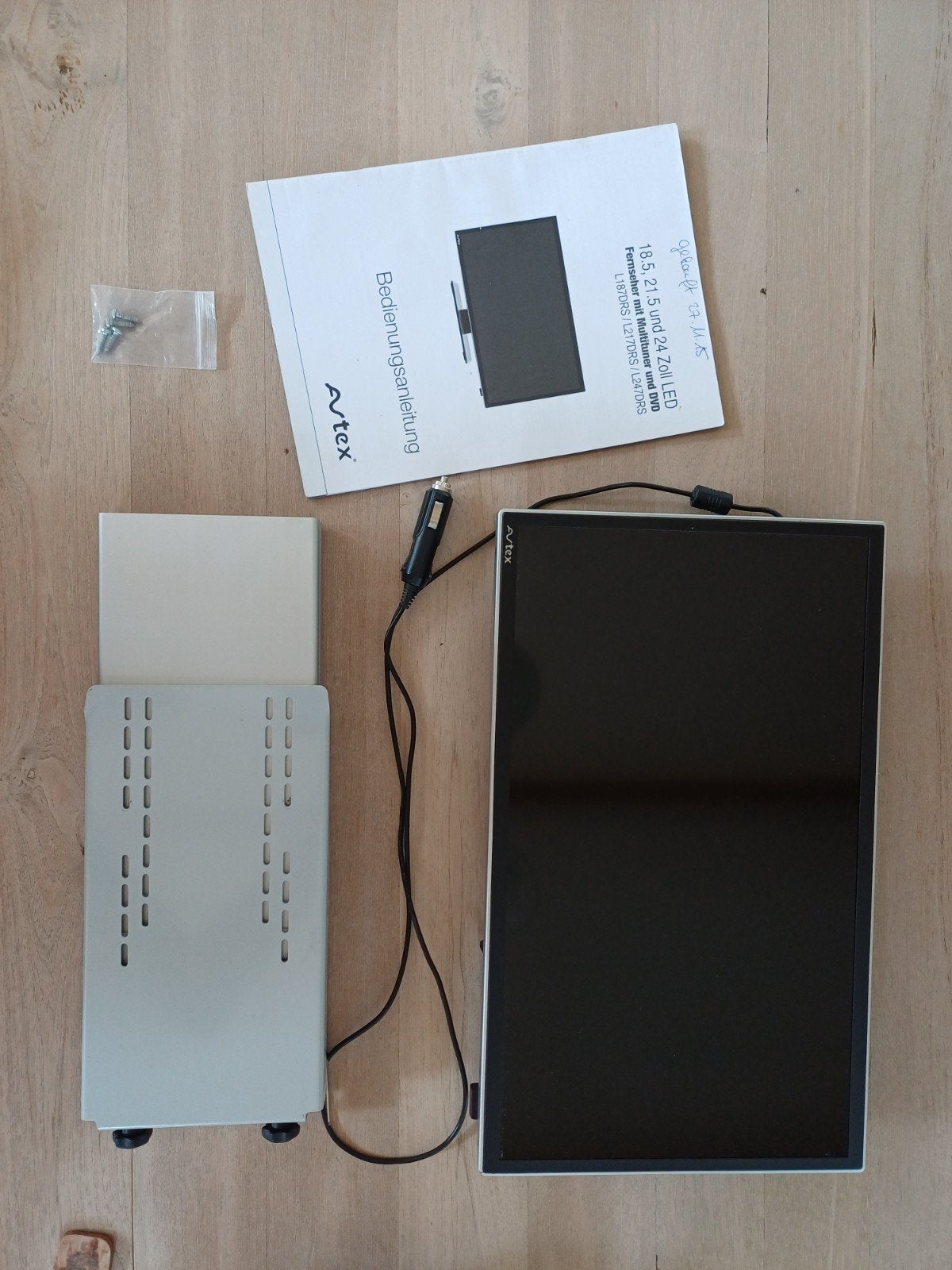 12V TV DVD voor camper, caravan of boot - Avtex, Overige merken, LED, 50 Hz, HD Ready (720p)