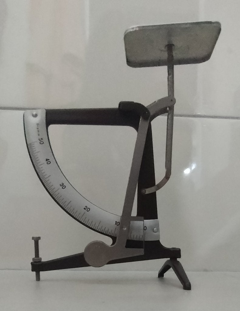 Vintage brieven weegschaal tot 50 gram, Antiek en Kunst, Antiek | Kantoor en Zakelijk, Ophalen of Verzenden