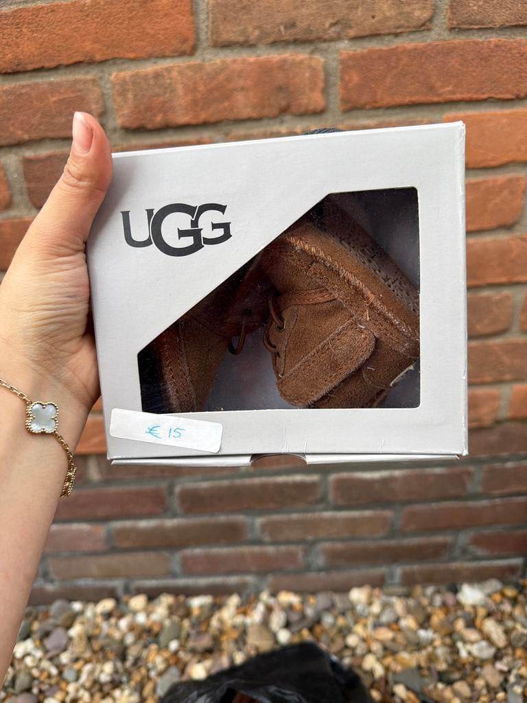 Nieuwe UGG babyschoentjes, Ophalen of Verzenden, Nieuw, Jongetje of Meisje, Schoentjes