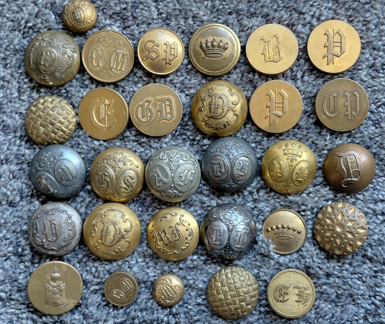 Antieke uniformknopen: livreiknopen, adel, koetsier, Ophalen of Verzenden