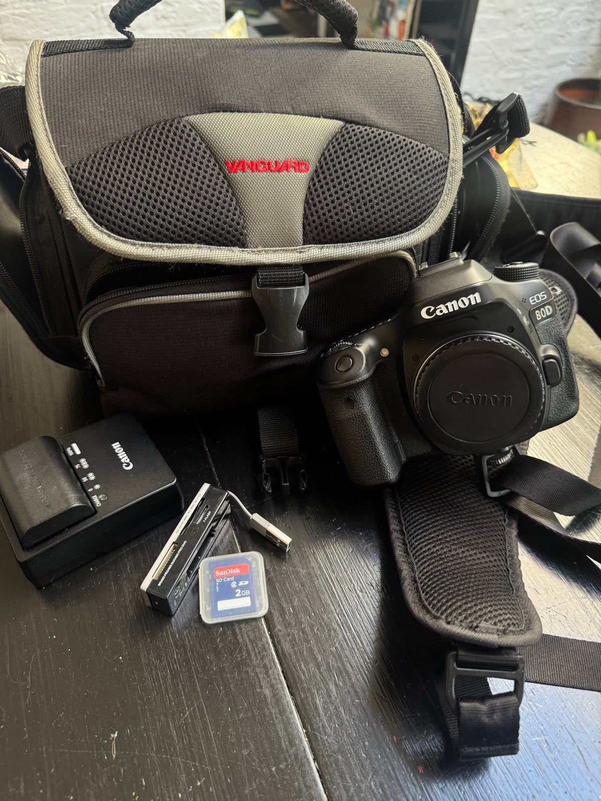 Canon EOS 80D spiegelreflexcamera met accessoires, Spiegelreflex, Canon, Ophalen of Verzenden, Zo goed als nieuw