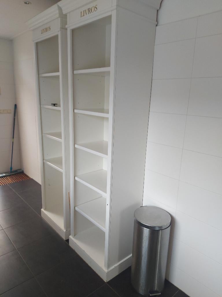 Riviera Maison hoge boekenkasten, Huis en Inrichting, Kasten | Boekenkasten, Ophalen, Met plank(en), Gebruikt, 200 cm of meer