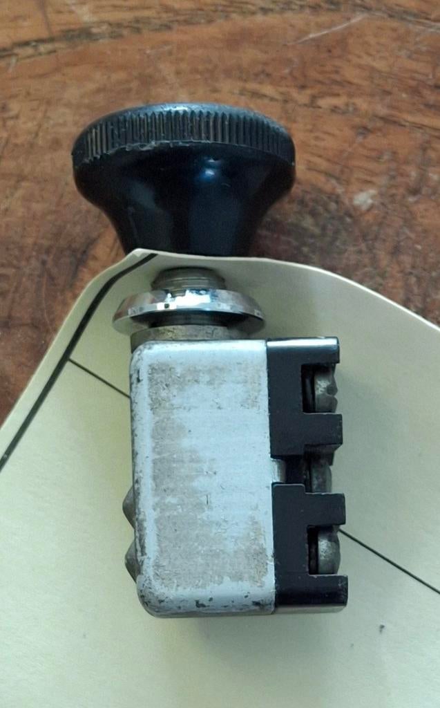 Claxon schakelaar Mercedes W114 W115 W108 W109 Strich 8, Ophalen of Verzenden