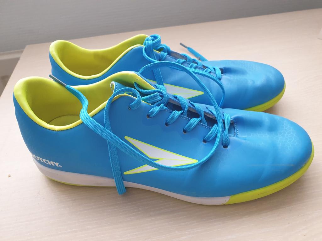 Blauwe zaalvoetbalschoenen maat 38, Ophalen of Verzenden