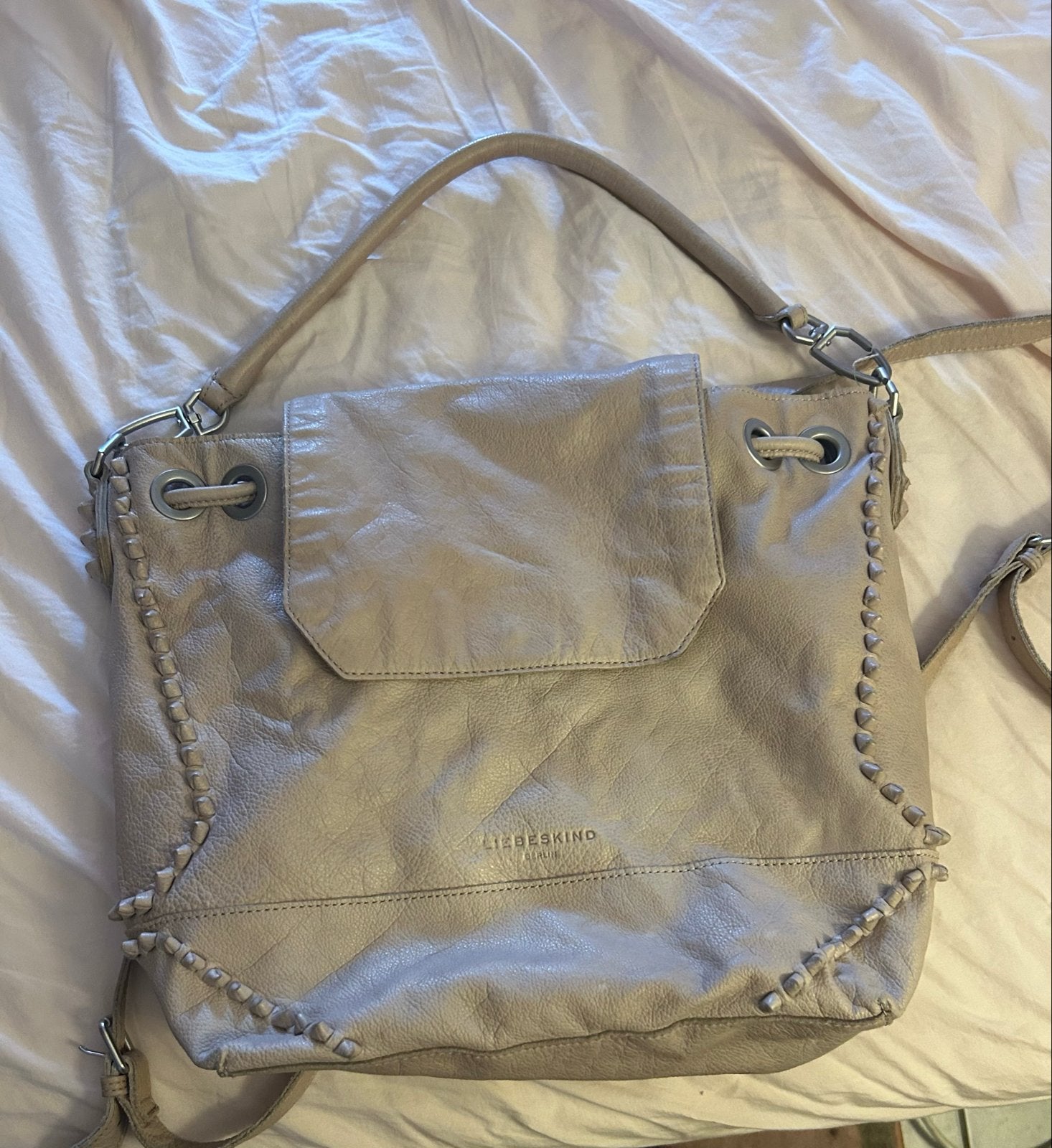 Liebeskind Berlin handtas/rugzak - Beige grijs leer, Ophalen of Verzenden, Zo goed als nieuw, Beige, Handtas