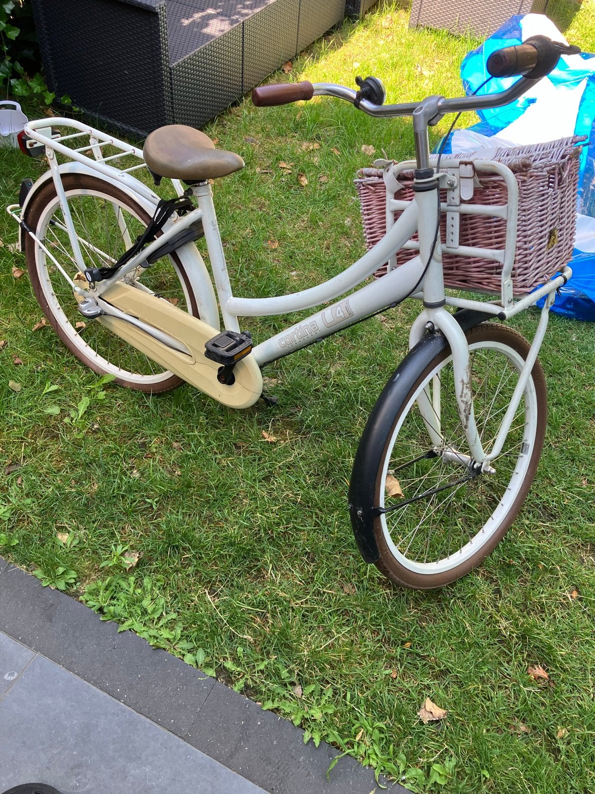 Cortina meisjesfiets met 3 versnellingen - opknapbeurt nodig, Fietsen en Brommers, Fietsen | Kinderfietsjes, Ophalen, Gebruikt