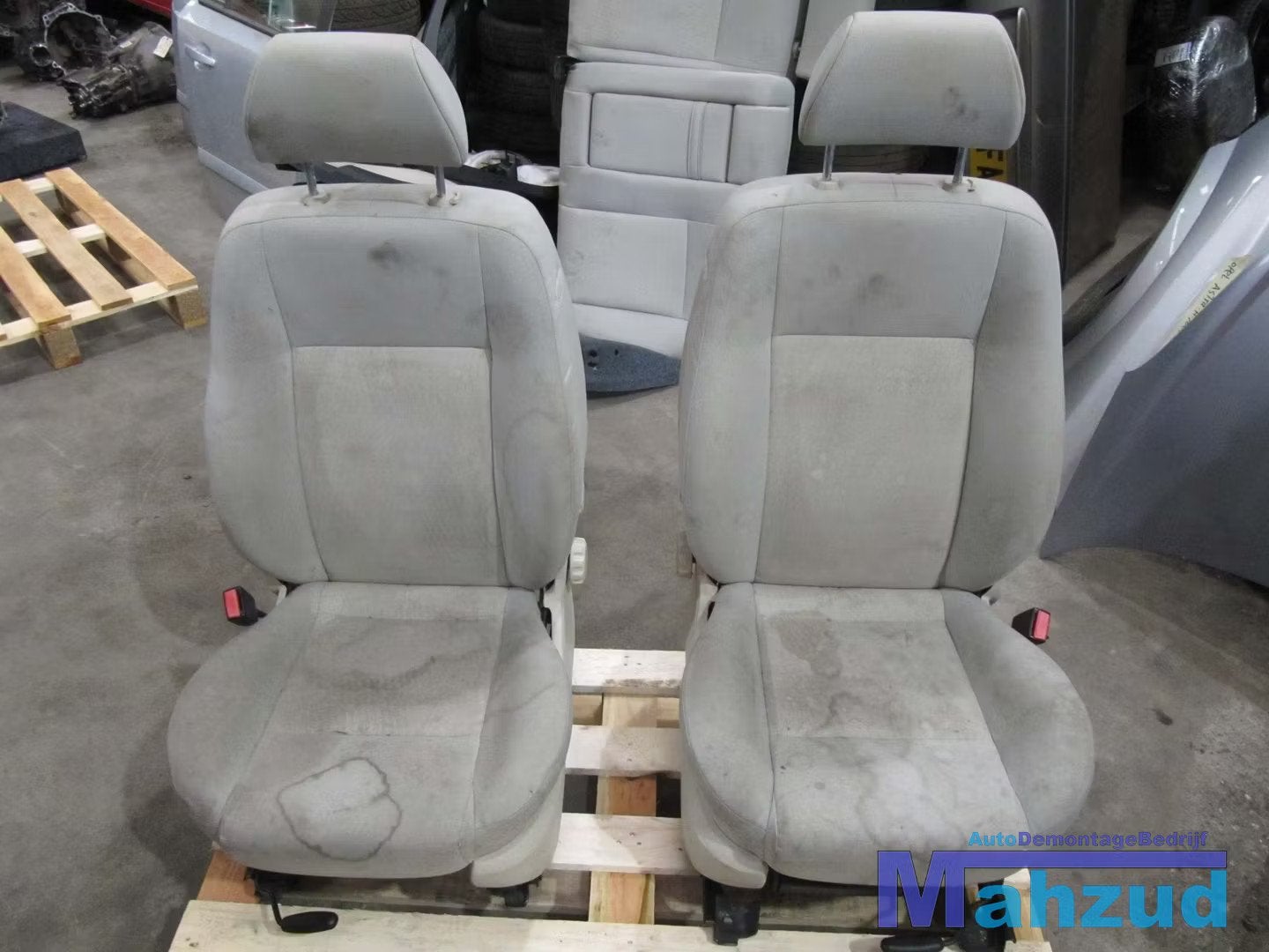 FORD MONDEO 3 SEDAN WIT INTERIEUR COMPLEET, Gebruikt, Info@ford.com, Ophalen of Verzenden, Ford