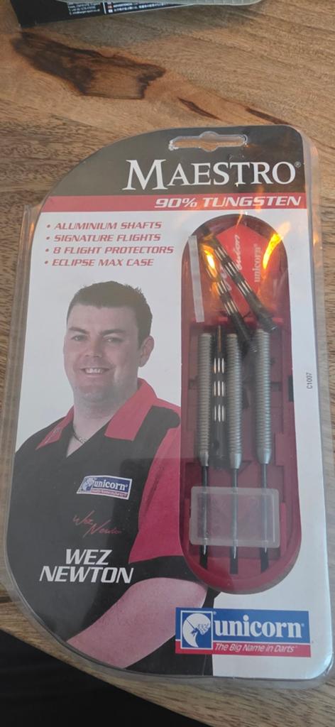 Unicorn Maestro Wez Newton 90% Tungsten Darts, Ophalen of Verzenden, Nieuw, Pijlen