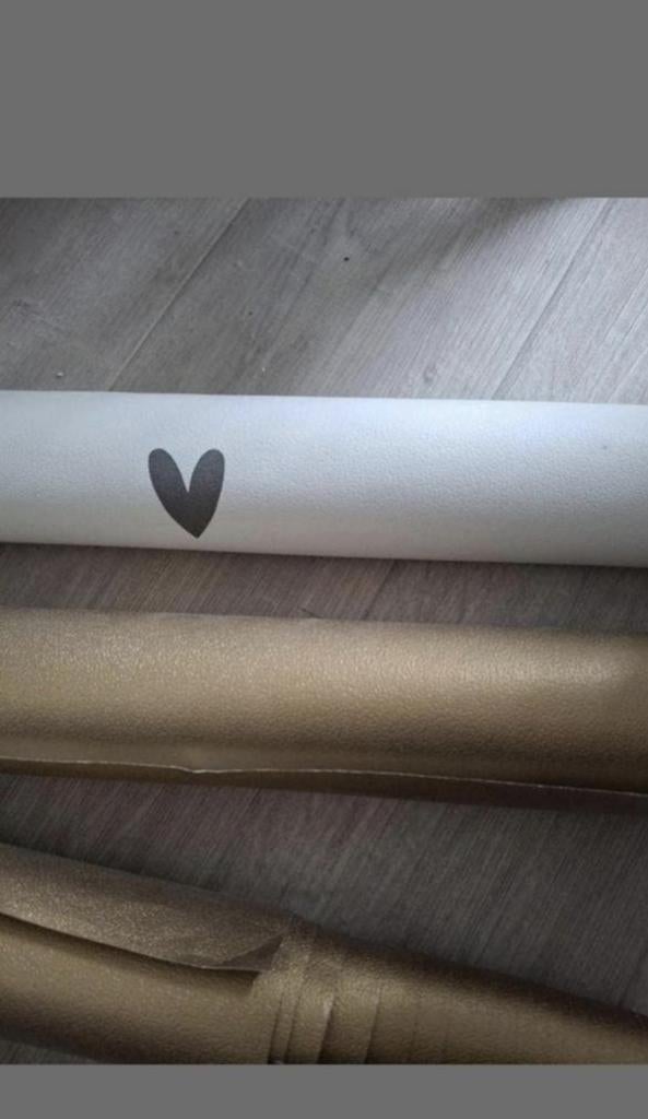 Behang goud en wit met zwarte hartjes kwantum, Ophalen of Verzenden, Nieuw, Knutselmateriaal