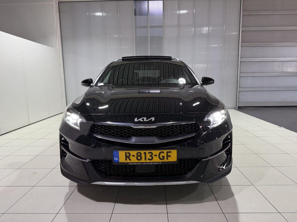 Kia XCeed 1.5 T-GDI MHEV Black Edition Automaat, Schuif Kant, Auto's, Kia, Gebruikt, Euro 6, 4 cilinders, 160 pk