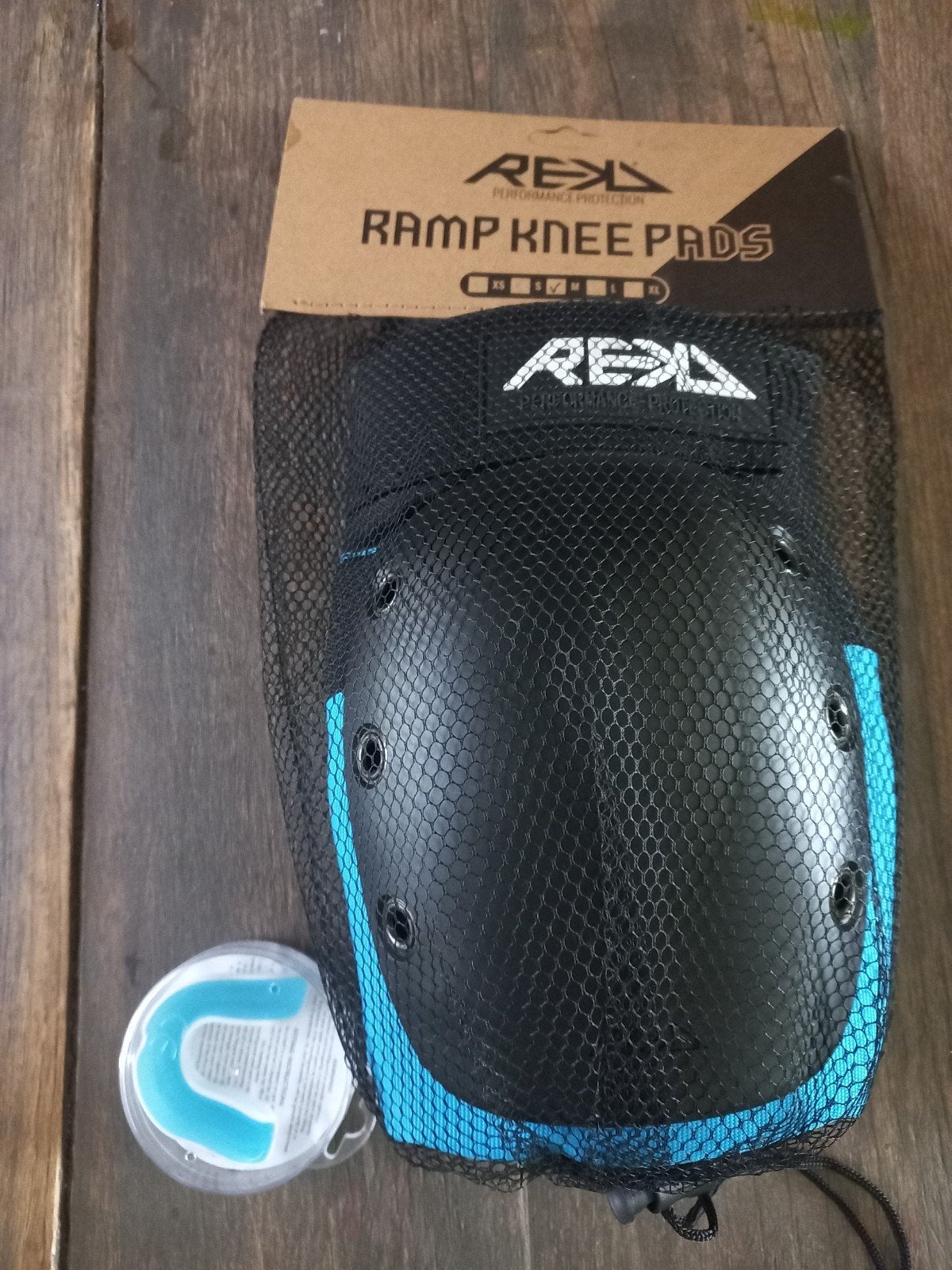 REKD Ramp Kniebeschermers Maat M + Senior Bitje, Ophalen of Verzenden, Nieuw
