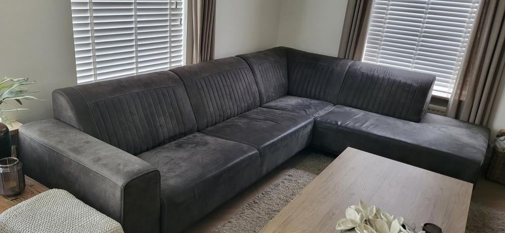 Grote L-vormige bank in antracietgrijs, Huis en Inrichting, Banken | Bankstellen, Ophalen, Gebruikt, Hoekbank, 300 cm of meer