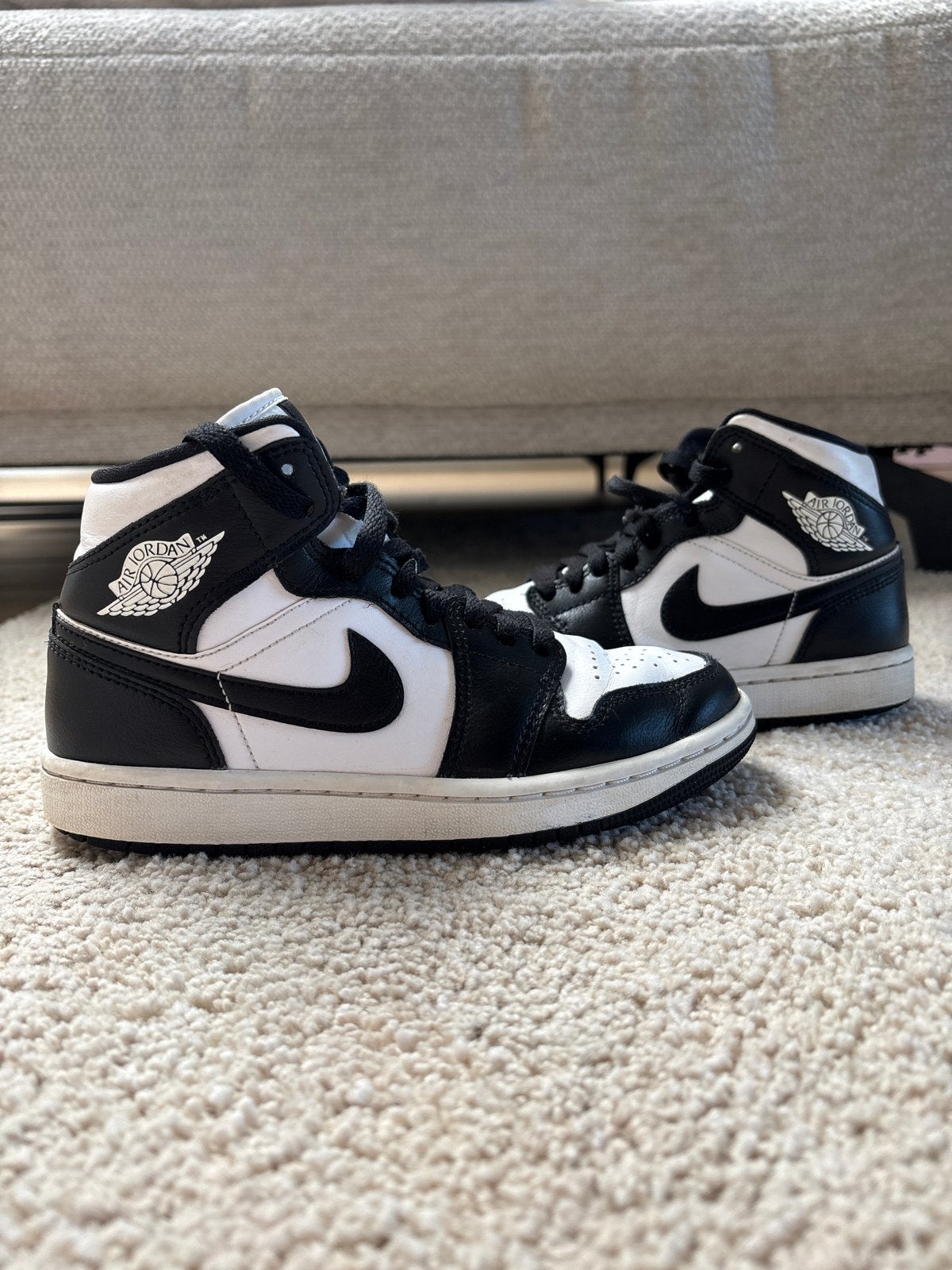 Nike Air Jordan 1 Mid Panda - Zwart/Wit Sneakers, Ophalen of Verzenden, Gedragen, Zwart, Sneakers of Gympen