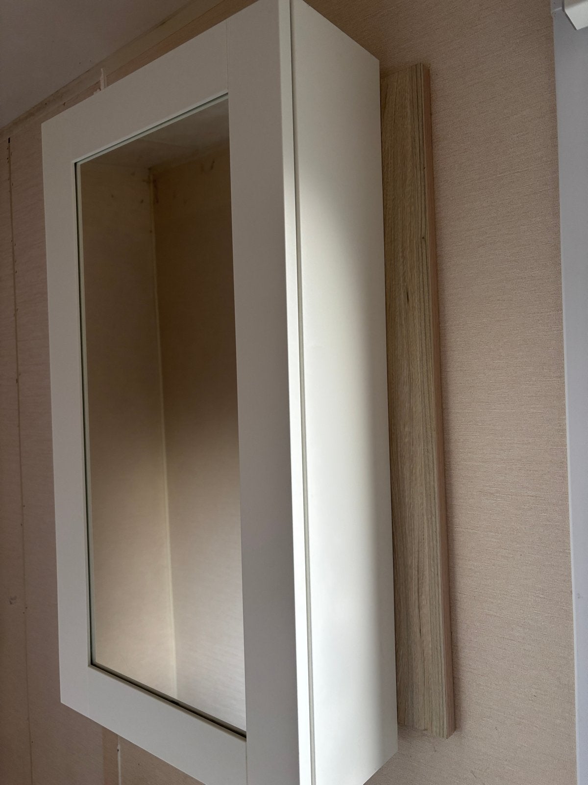Enhet Witte spiegelkast IKEA voor badkamer of toilet, Huis en Inrichting, Ophalen, Minder dan 50 cm, 100 tot 150 cm, Minder dan 25 cm