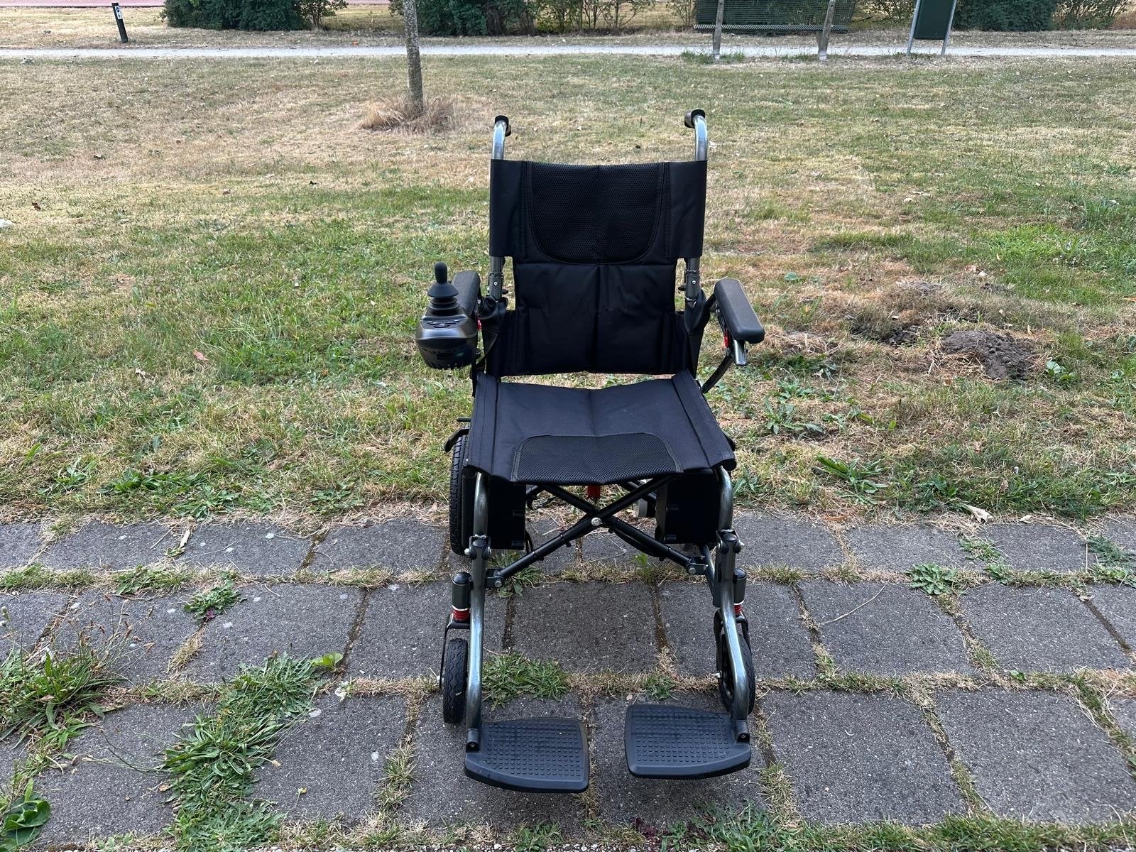 THOGO elektrische rolstoel - NOOIT GEBRUIKT, Diversen, Ophalen, Nieuw, Elektrische rolstoel