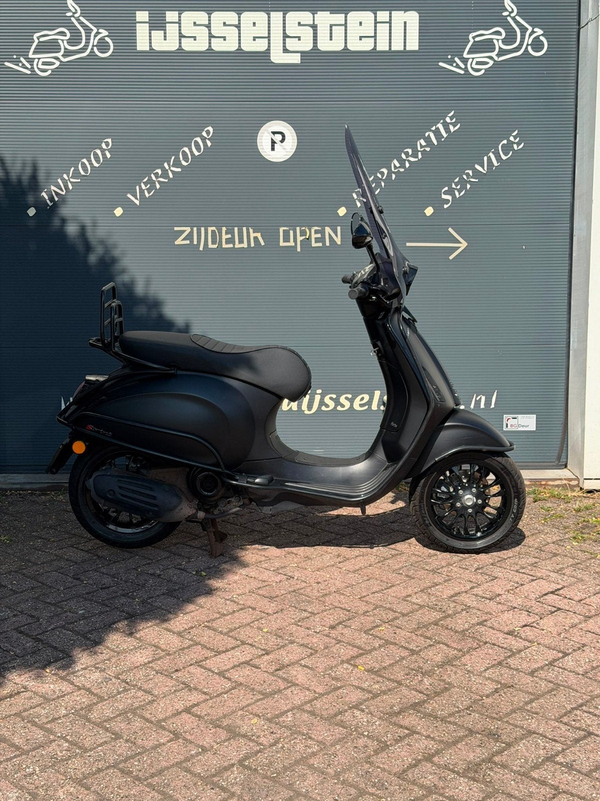 VESPA SPRINT 4T 3V 1E EIGENAAR NOTTE FULL OPTION GARANTIE!, Fietsen en Brommers, Scooters | Vespa, Ophalen, Zo goed als nieuw