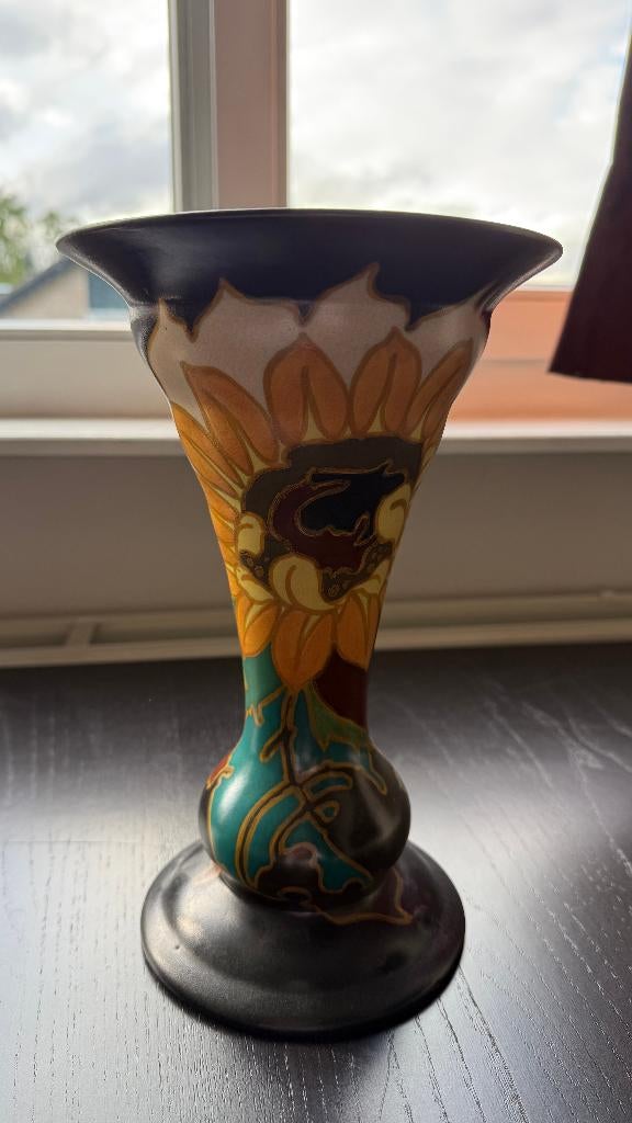 Gouds plateel sieraardewerk met de hand beschilderde vaas, Ophalen